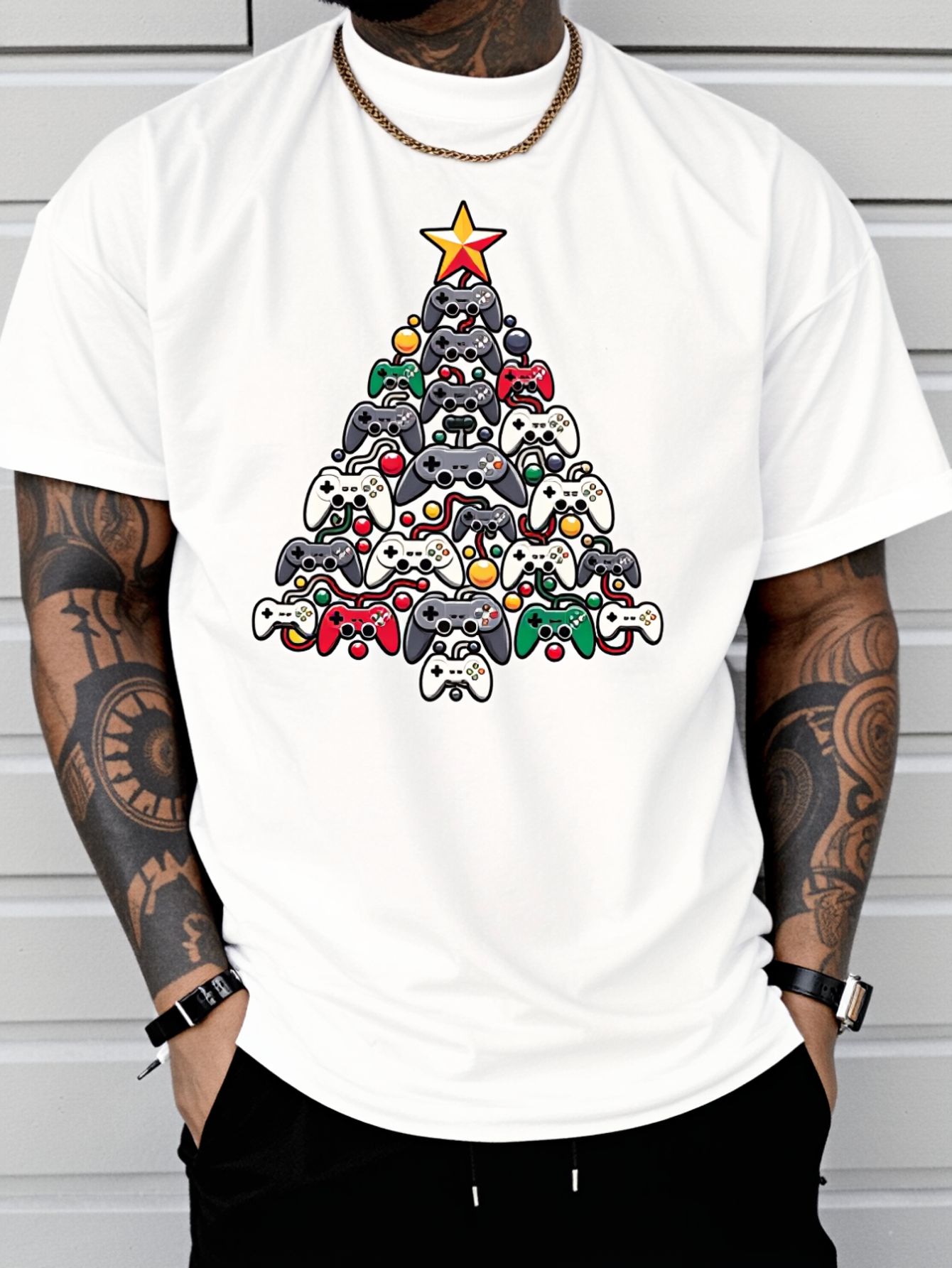 Retro Gaming Gamestop - Men'S Retro Gaming Christmas Tree Graphic